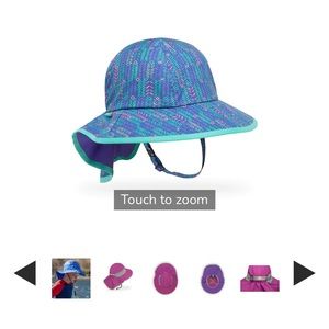 Sunday Afternoons kids play hat 50upf excellent like new condition.